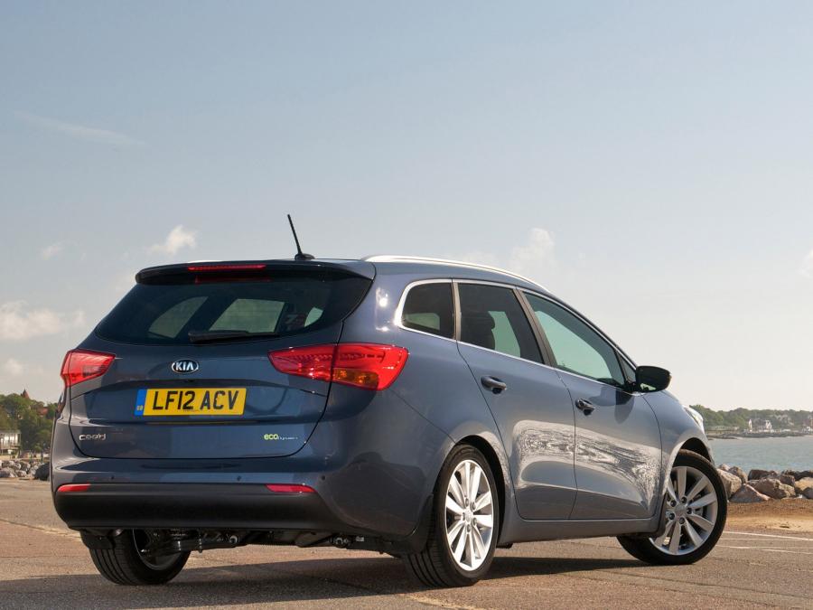  Kia cee&rsquo;d Station Wagon 2012 года  (UK) (фото 4 из 31)